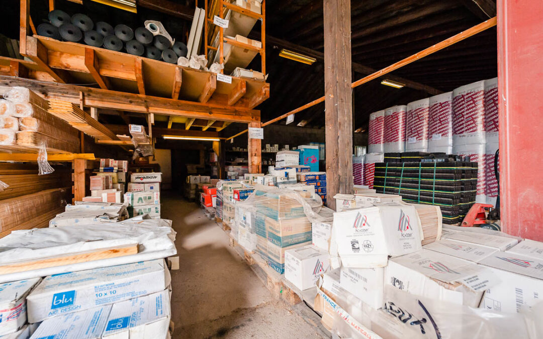 Magasin de matériaux de construction à Saint-Dié