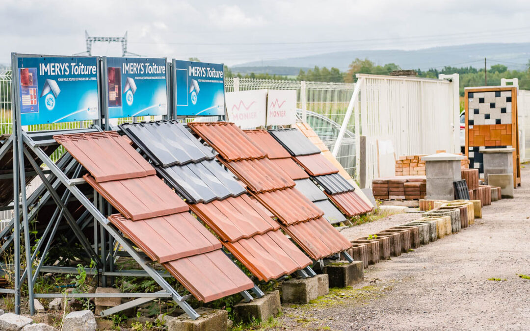 Matériaux de toiture à Anould : l’équilibre entre esthétique et performance